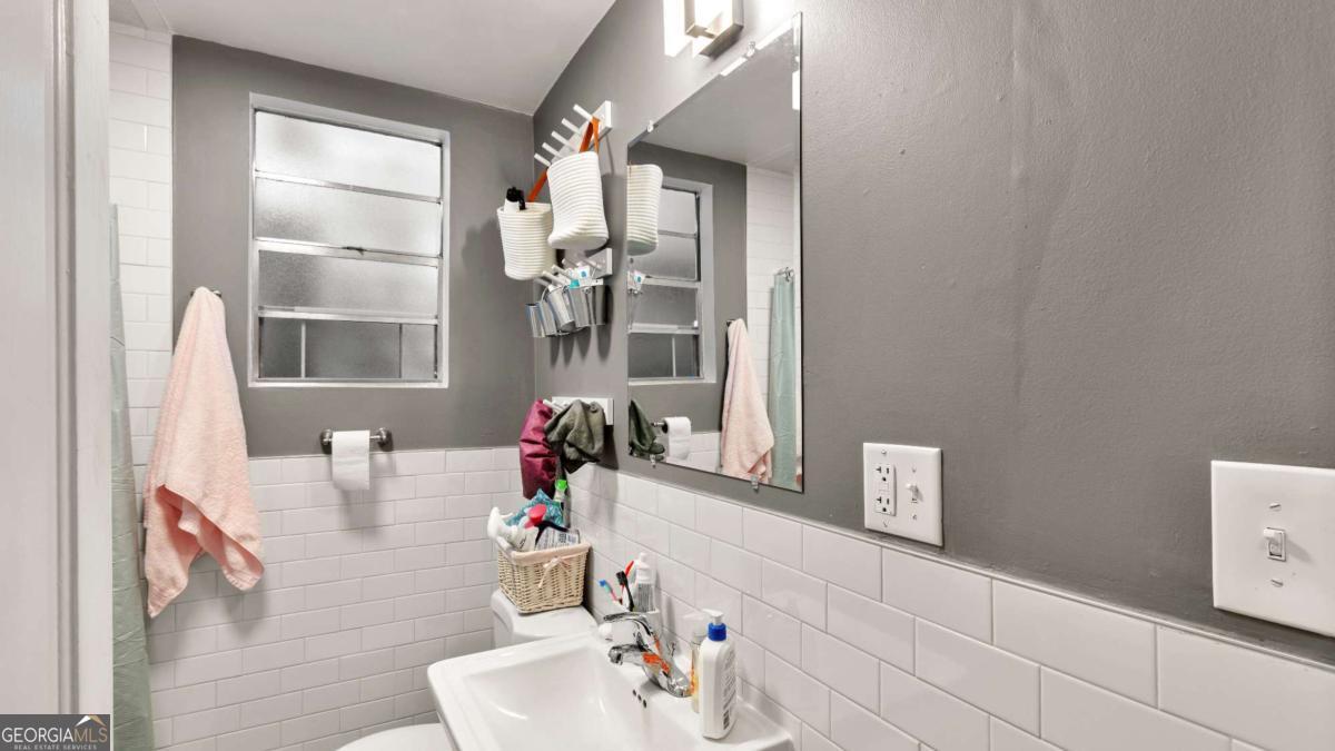 534 E Waldburg Street Savannah GA 31401