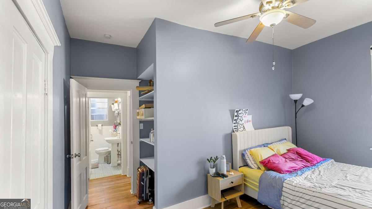 534 E Waldburg Street Savannah GA 31401