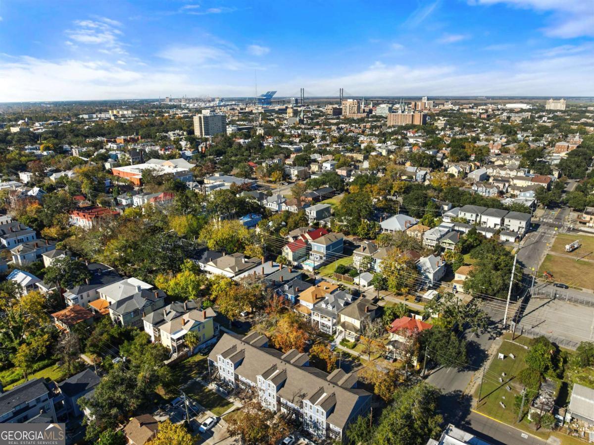 534 E Waldburg Street Savannah GA 31401