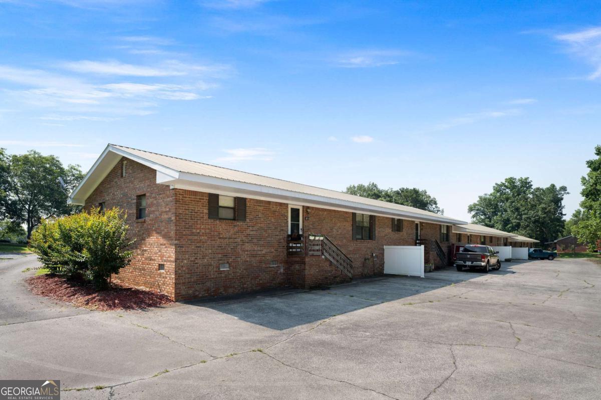 621 Nicklesville Road NE Resaca GA 30735