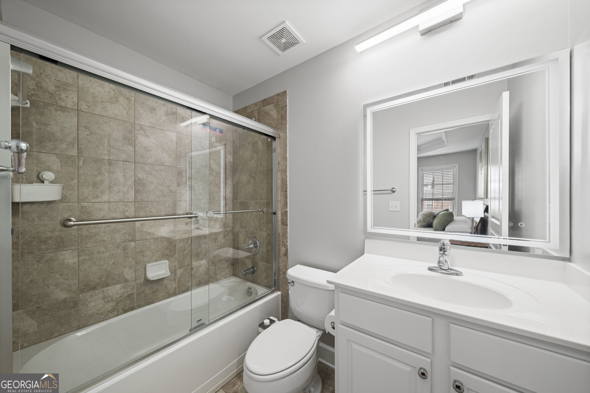 2872 Overlook Way NE Atlanta GA 30324