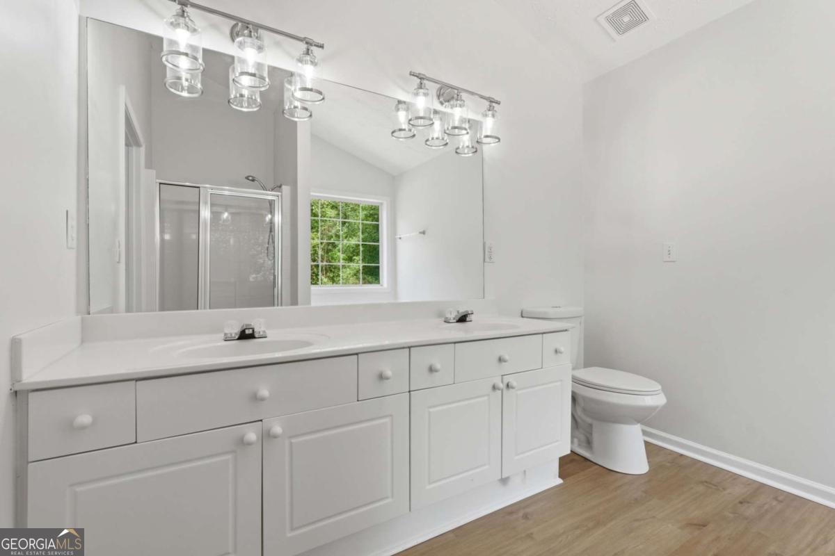 1432 Armende Circle Dacula GA 30019