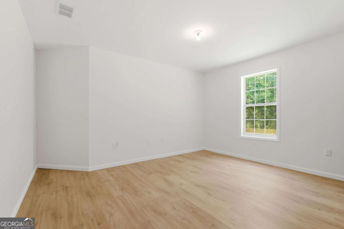 1432 Armende Circle Dacula GA 30019