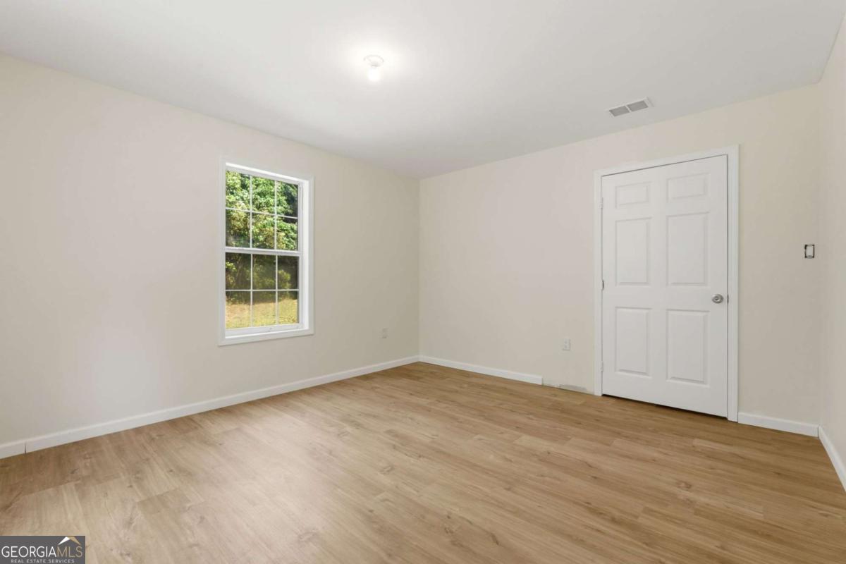 1432 Armende Circle Dacula GA 30019