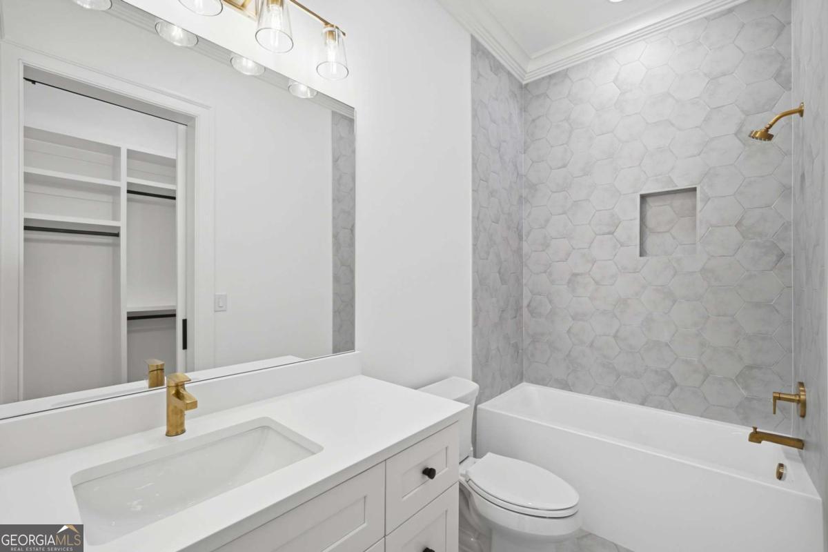 105 Baxley Lane Alpharetta GA 30004
