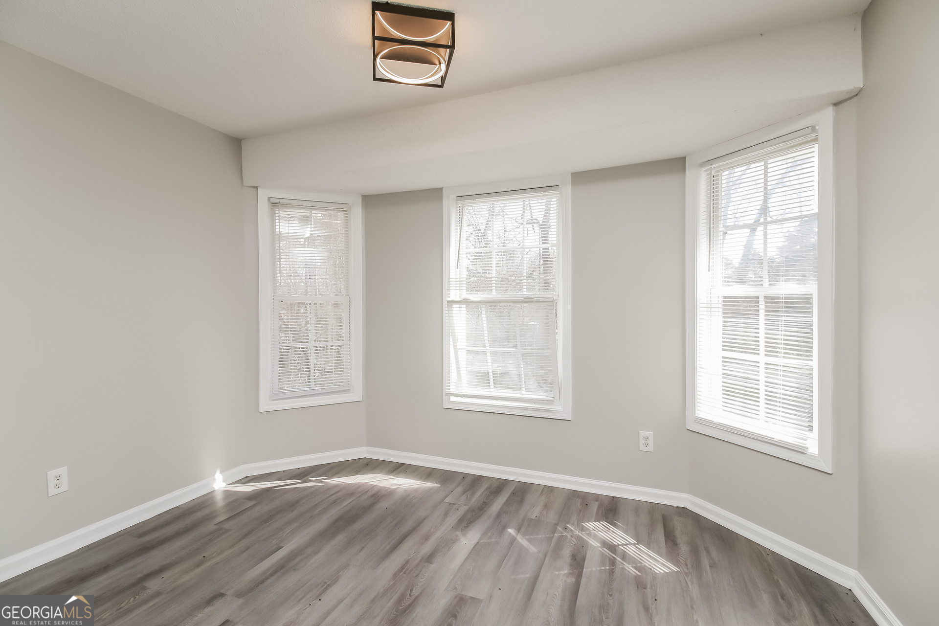 6055 Yellowood Court Atlanta GA 30349