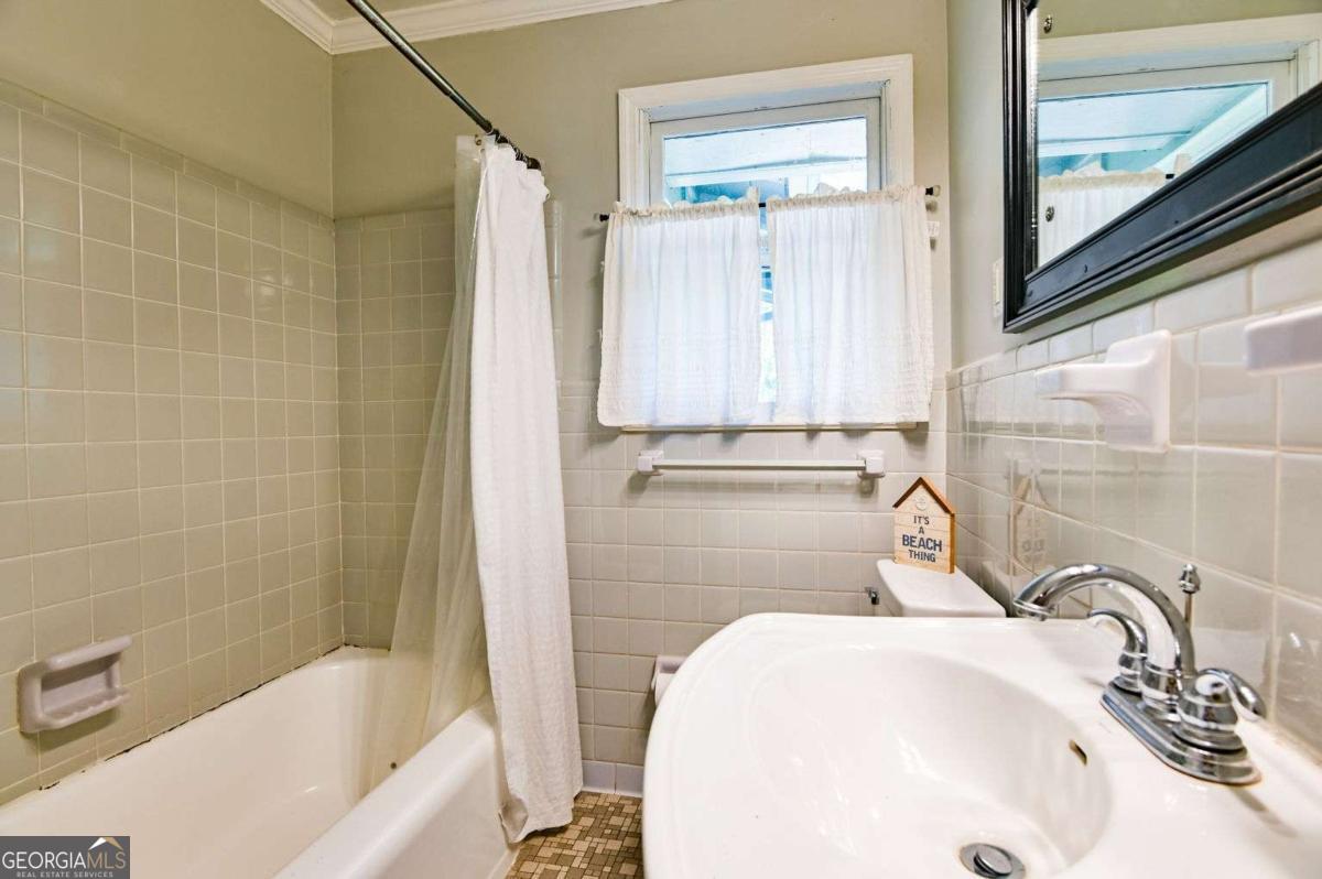 331 Greencrest Drive Athens GA 30605