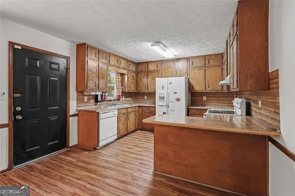 3200 Woodbridge Court Snellville GA 30039