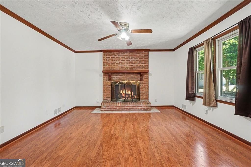 3200 Woodbridge Court Snellville GA 30039