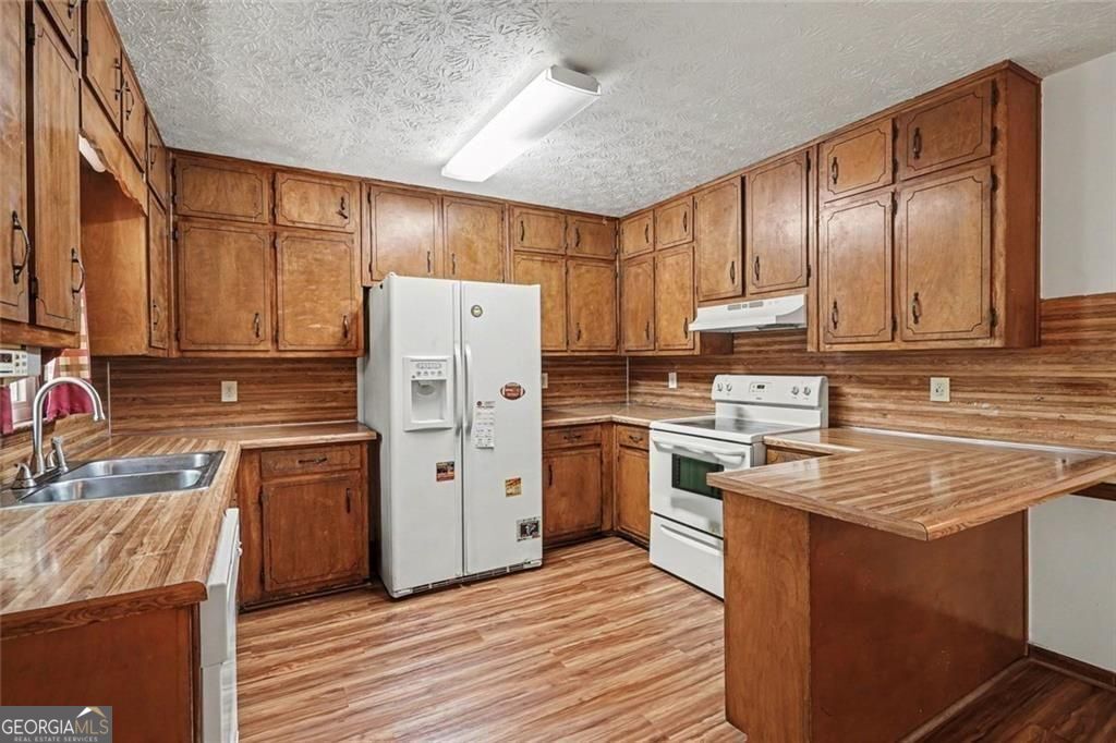3200 Woodbridge Court Snellville GA 30039