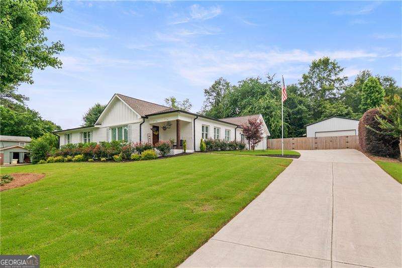 5025 Lakewood Drive Acworth GA 30101