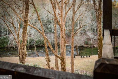 166 Red Oak Lane Mccaysville GA 30555