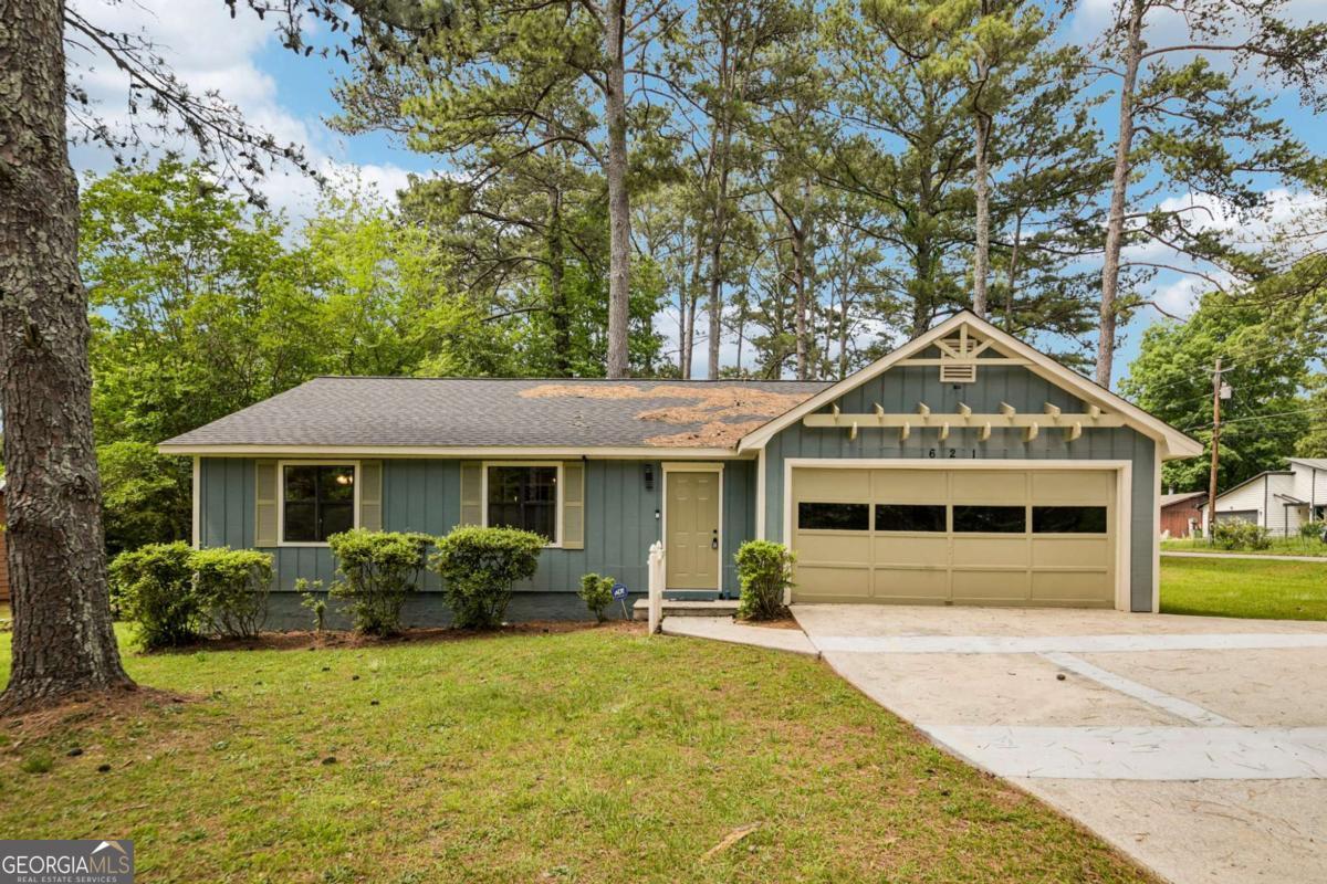 621 Maple Drive Riverdale GA 30274