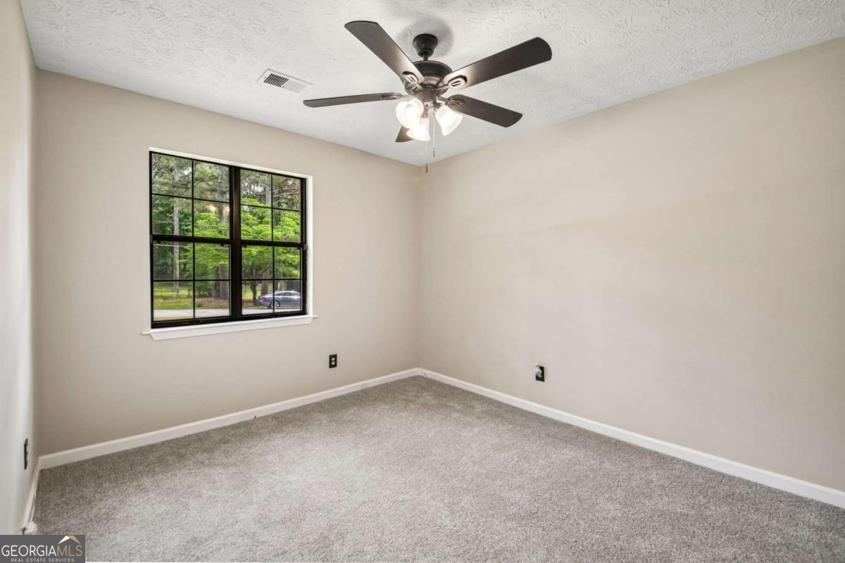 621 Maple Drive Riverdale GA 30274