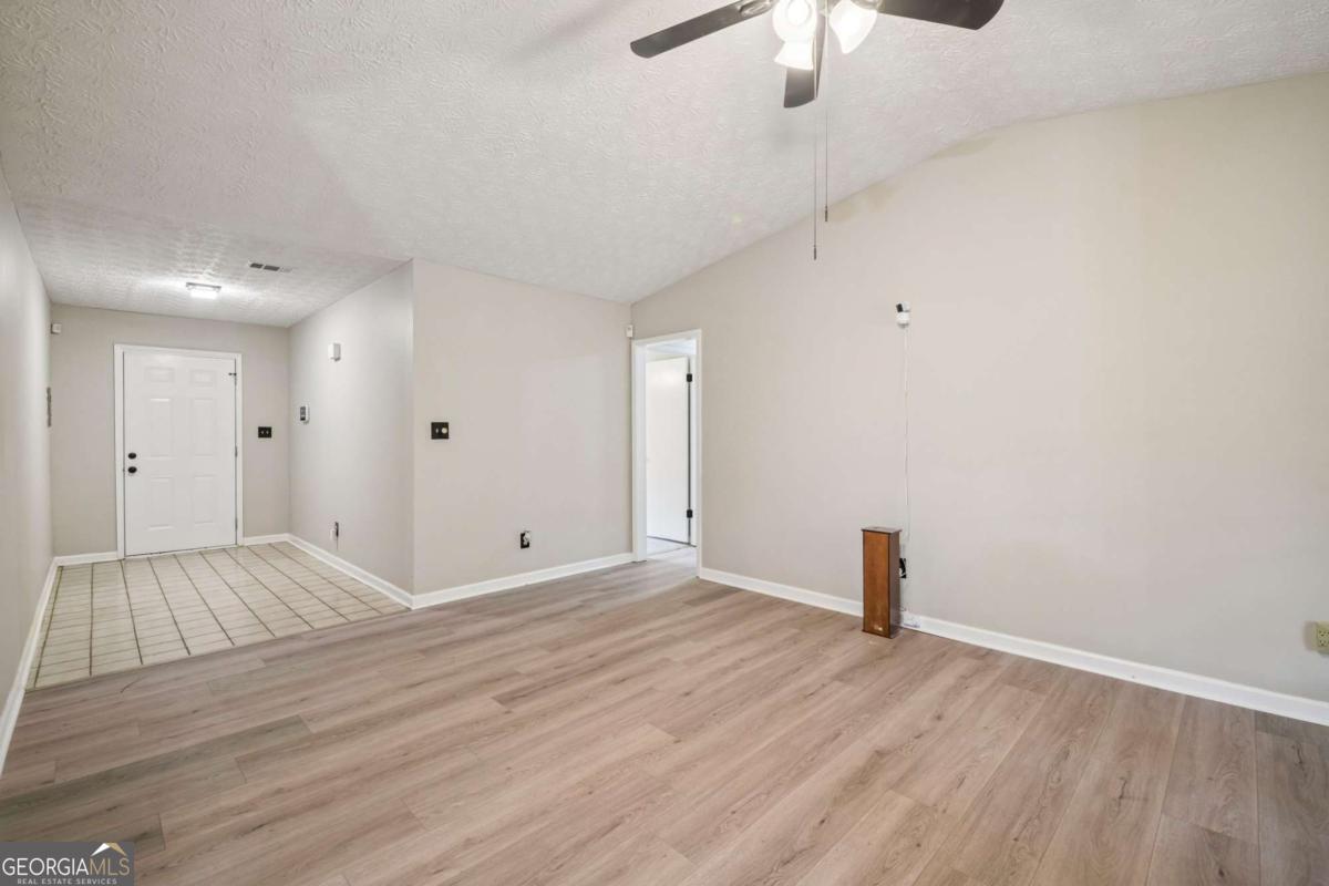 621 Maple Drive Riverdale GA 30274