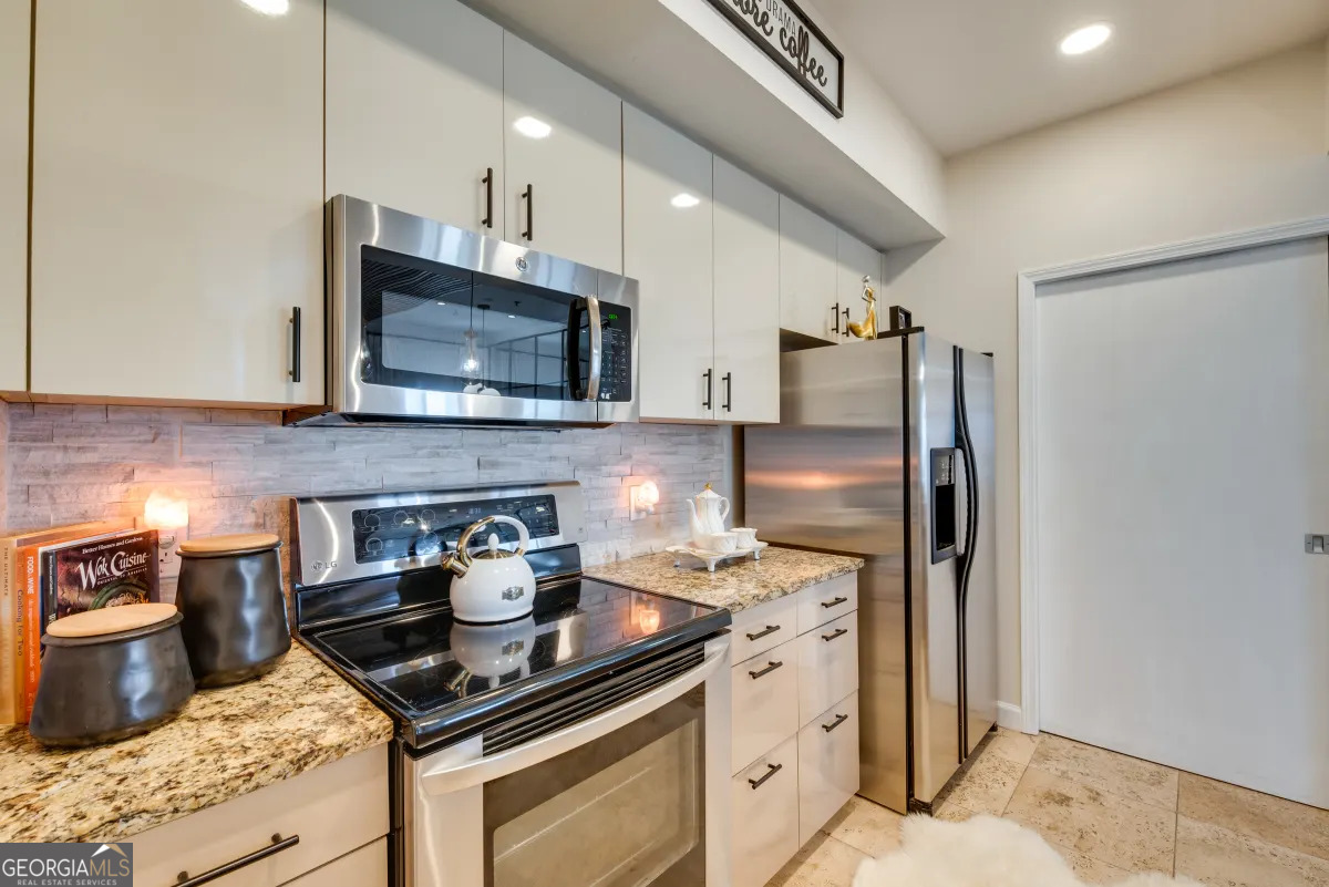 2161 Peachtree Road NE Atlanta GA 30309