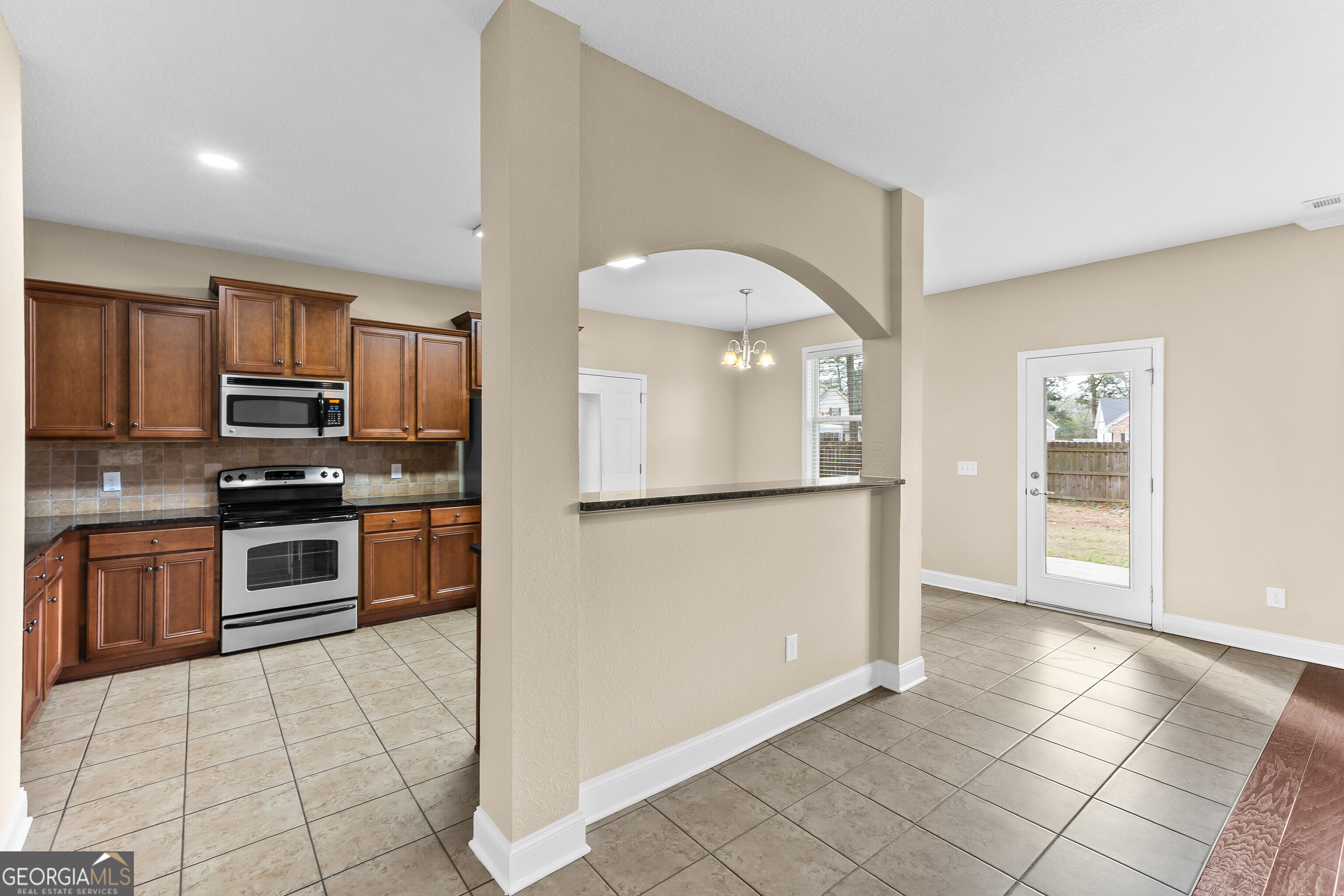 175 Arbor Creek Warner Robins GA 31093