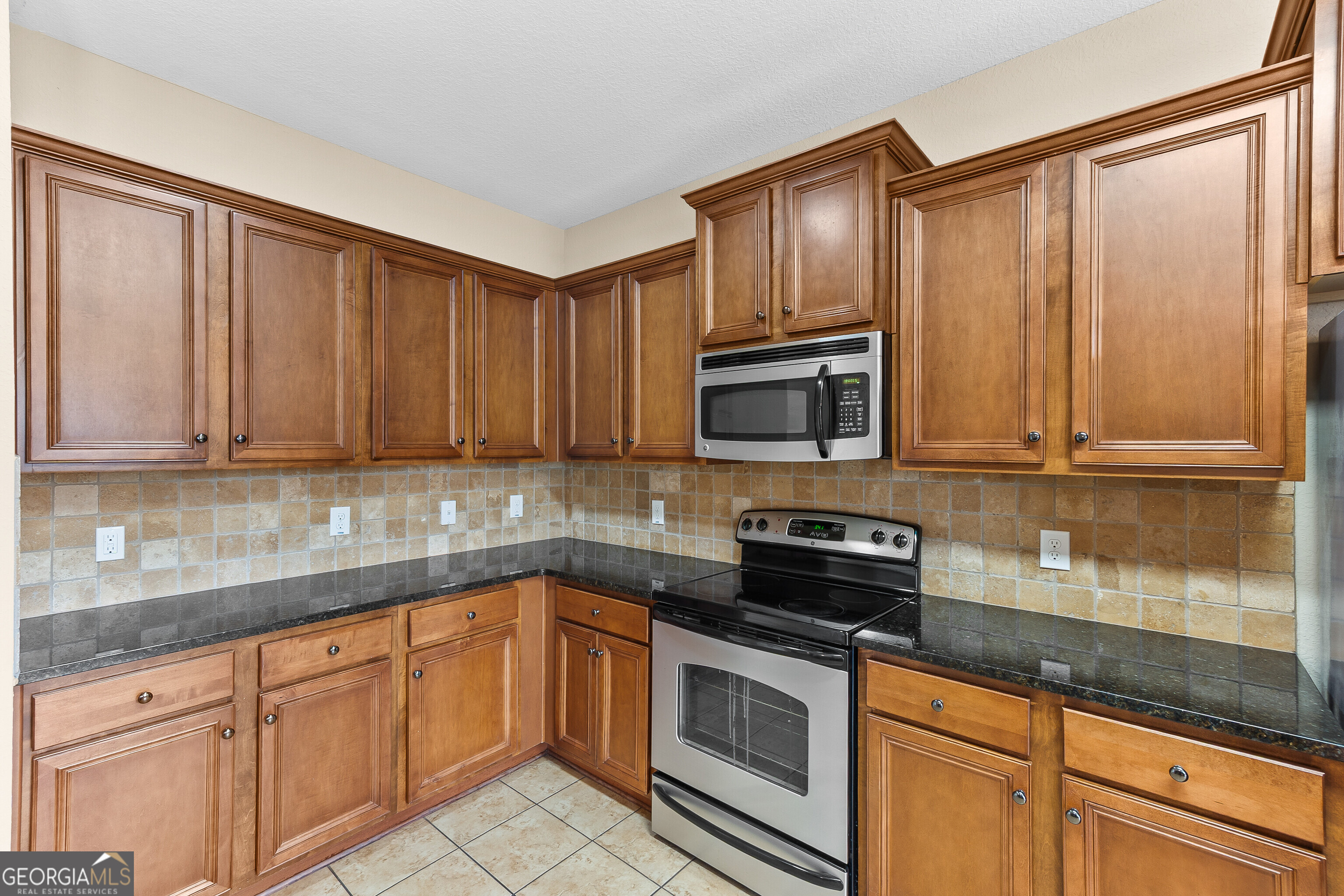 175 Arbor Creek Warner Robins GA 31093