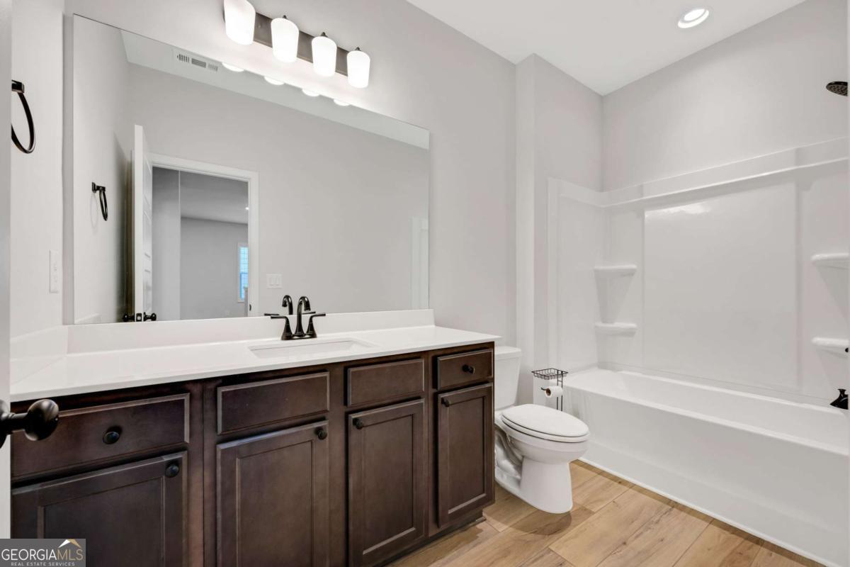 5325 Fox Hill Lane Oakwood GA 30566