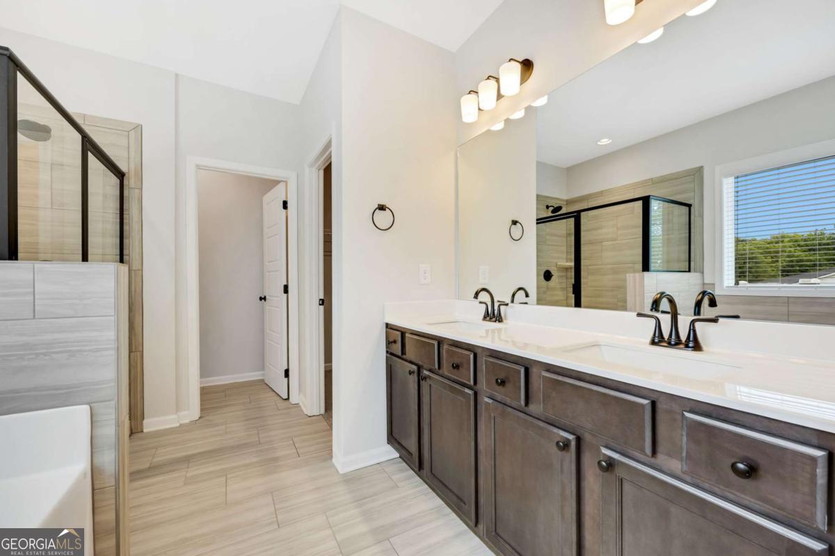 5325 Fox Hill Lane Oakwood GA 30566