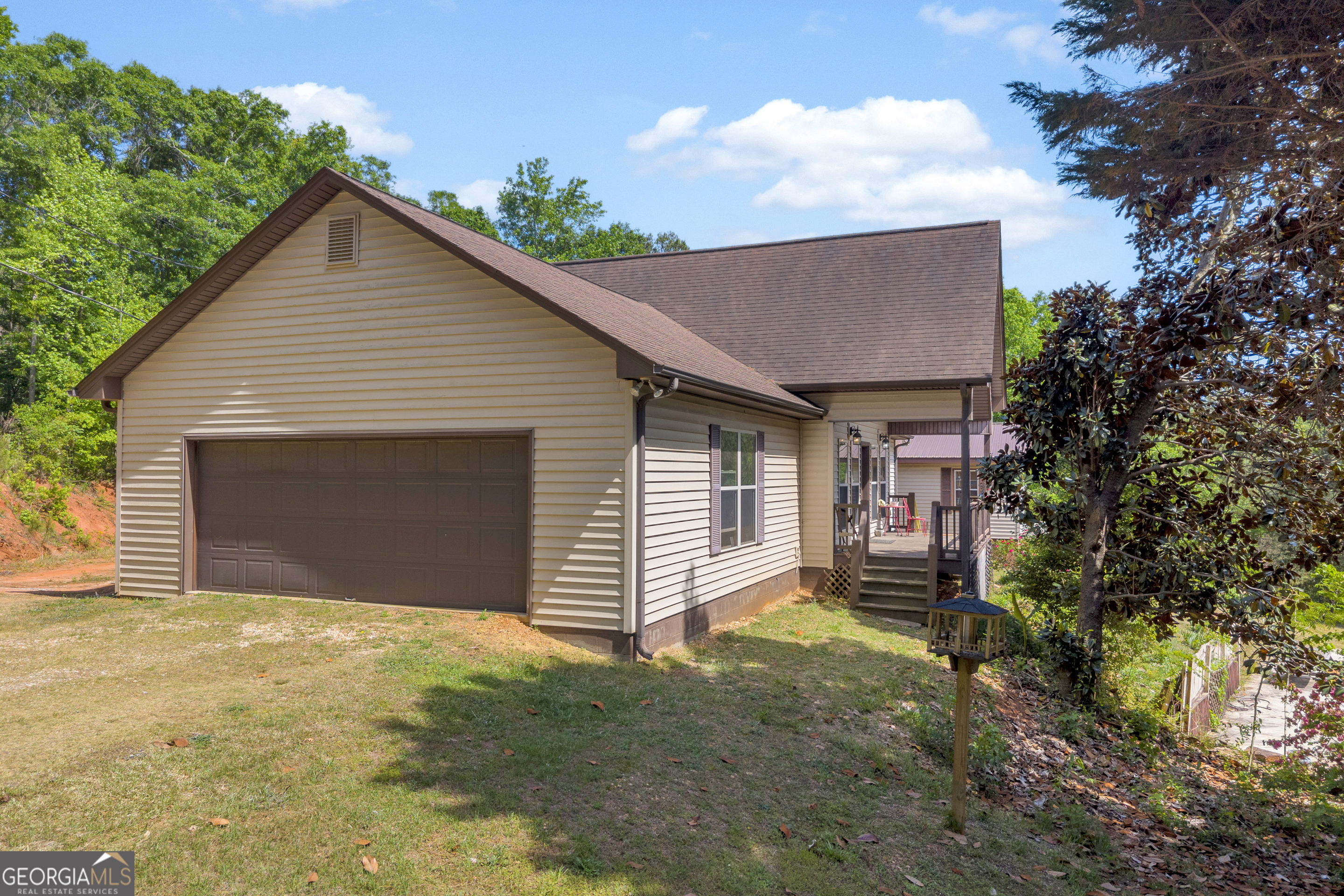 1894 Athens Road Carnesville GA 30521