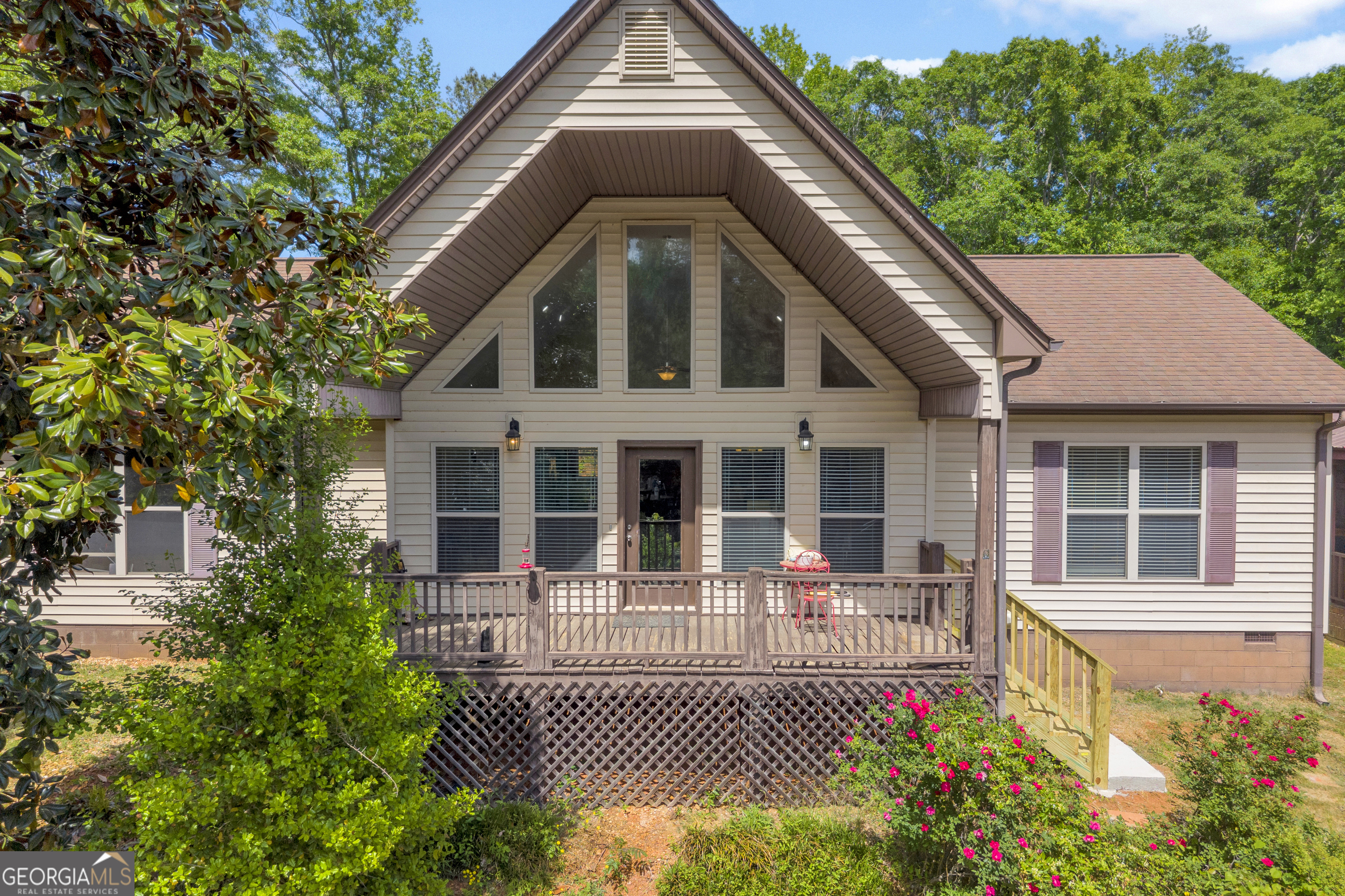 1894 Athens Road Carnesville GA 30521