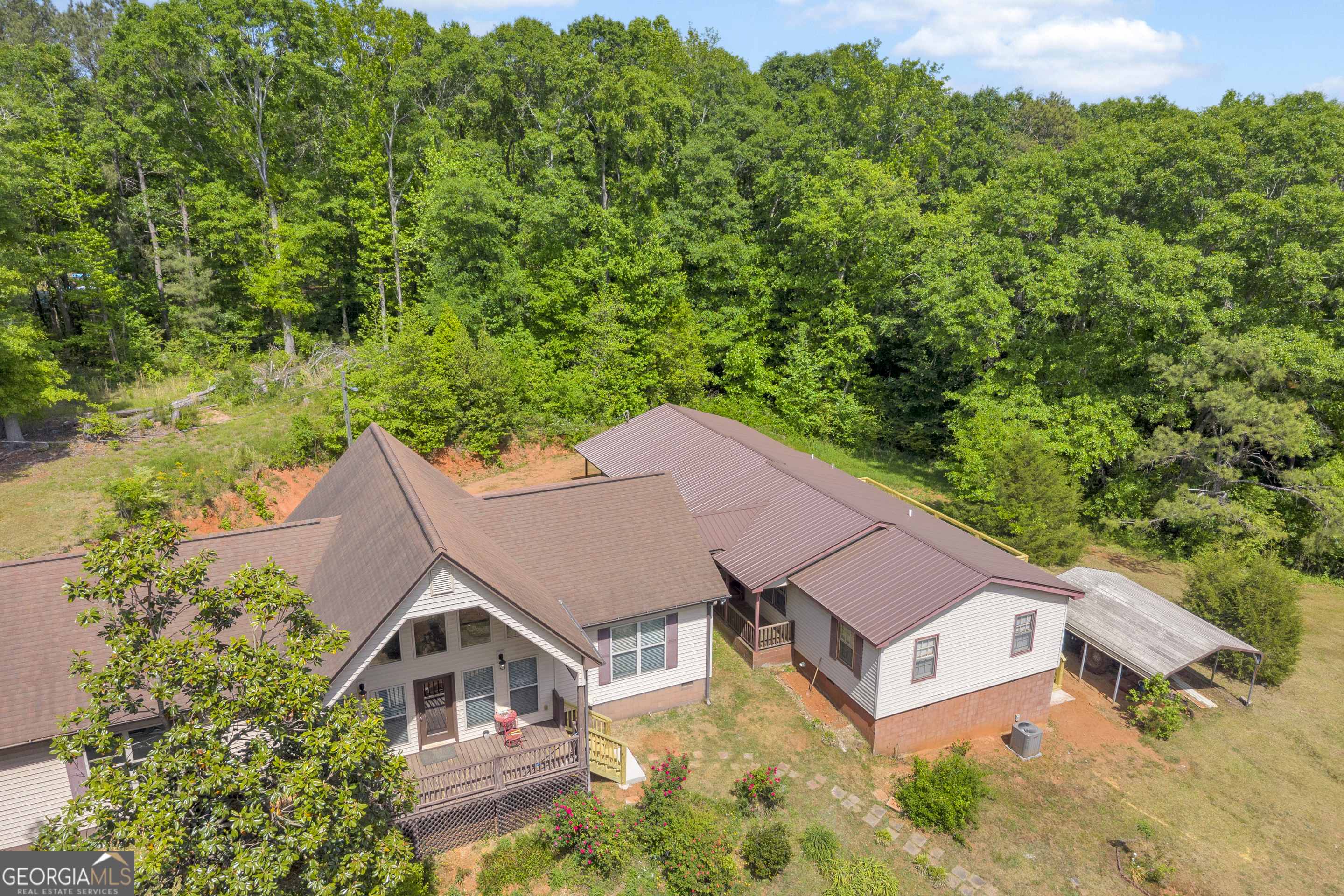 1894 Athens Road Carnesville GA 30521