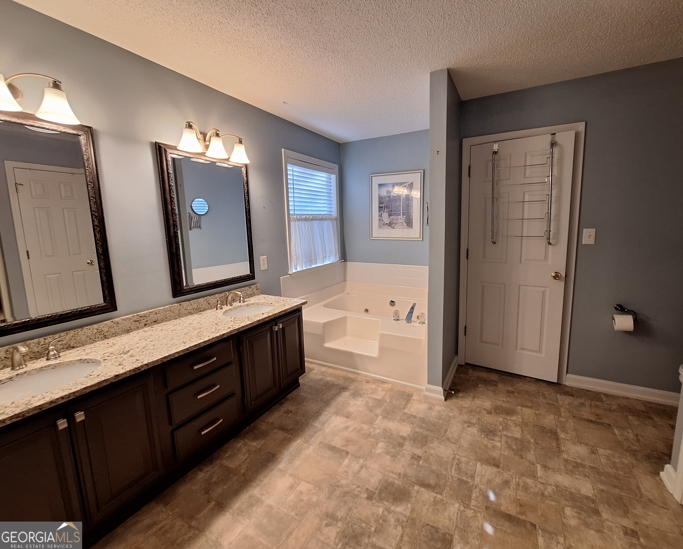 125 Chardonnay Oaks Drive Mcdonough GA 30252