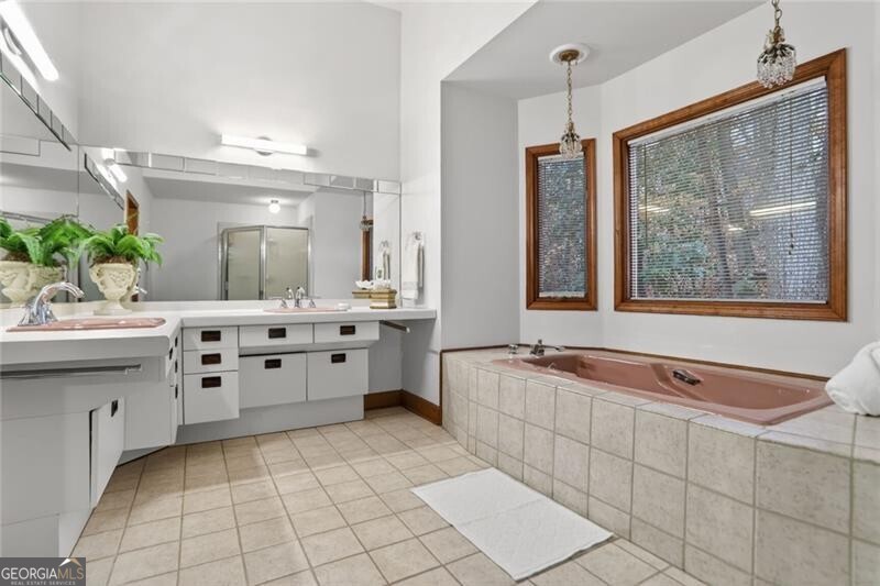 365 Crosstree Lane Sandy Springs GA 30328