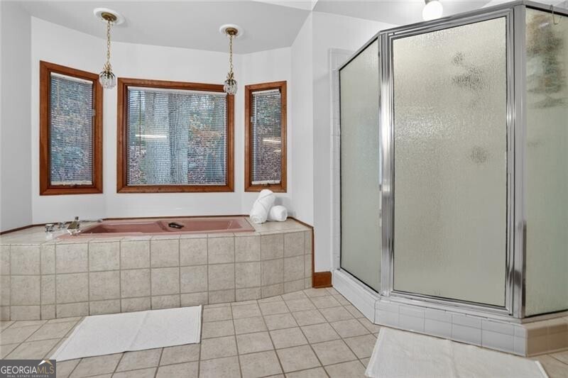 365 Crosstree Lane Sandy Springs GA 30328