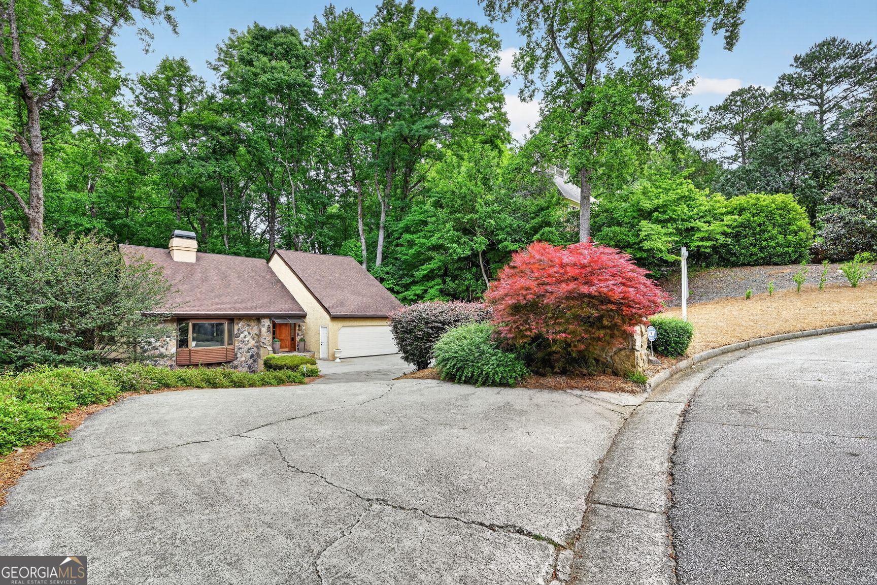 365 Crosstree Lane Sandy Springs GA 30328