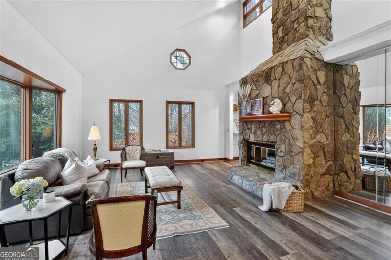 365 Crosstree Lane Sandy Springs GA 30328