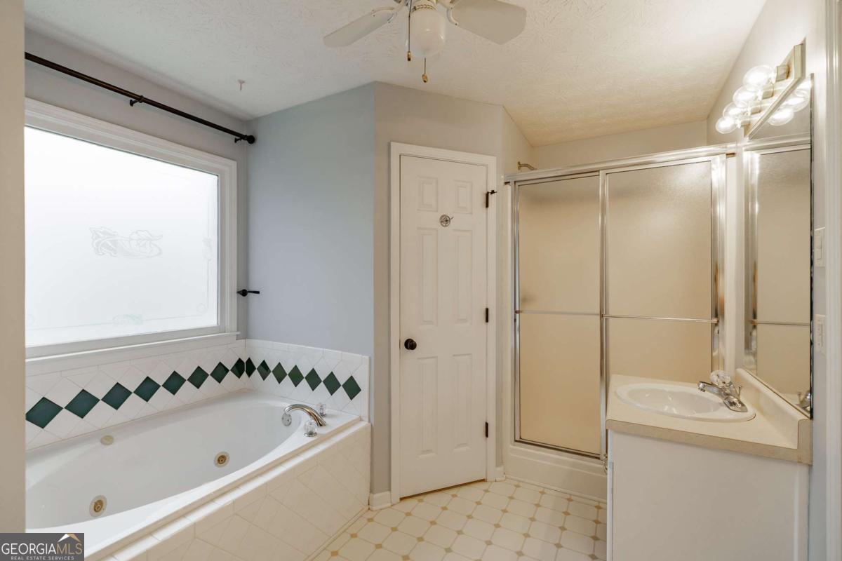 2249 Cluster Lane Grayson GA 30017