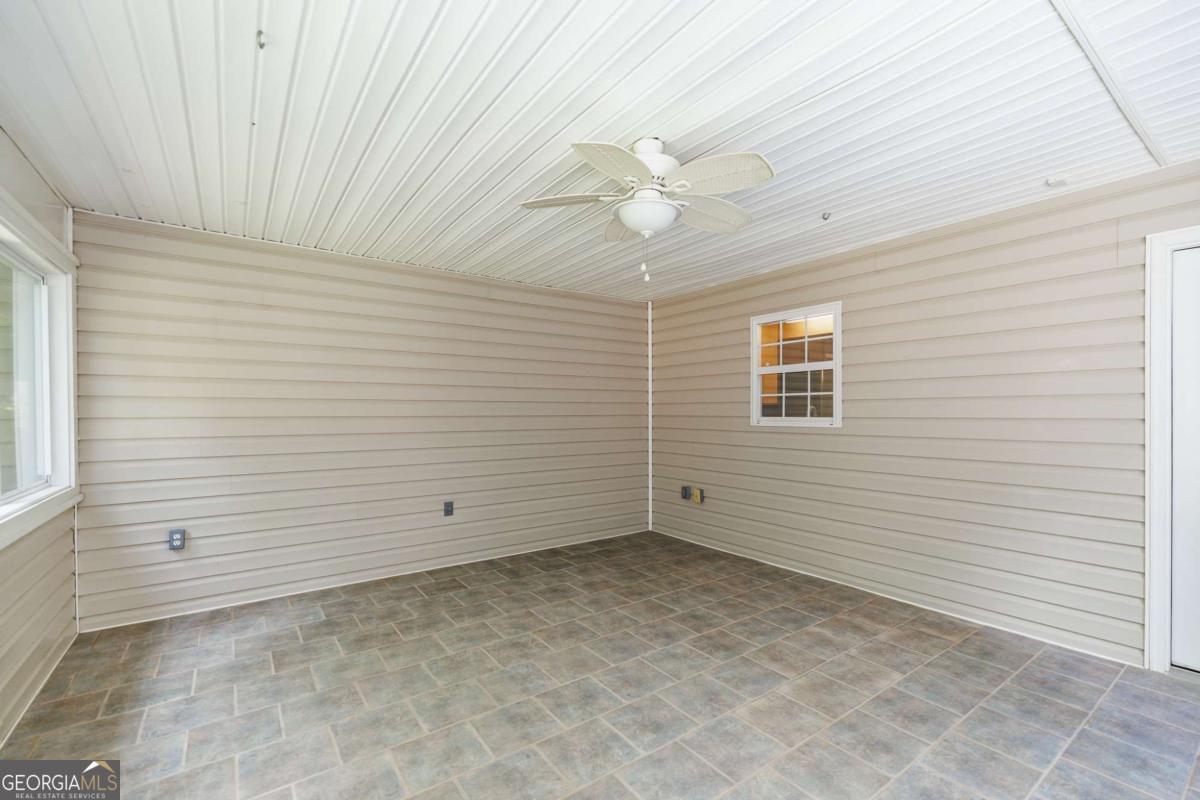 2249 Cluster Lane Grayson GA 30017