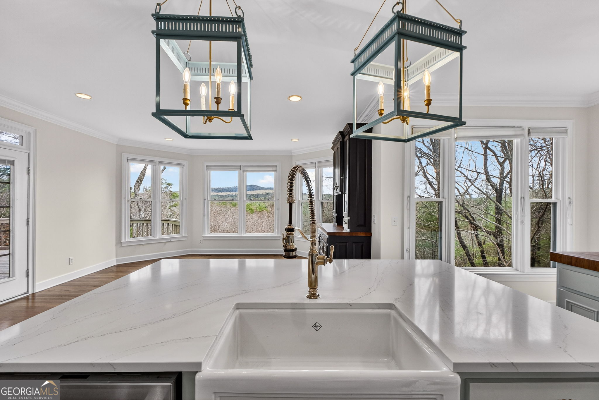 1027 Hunters Trace Jasper GA 30143