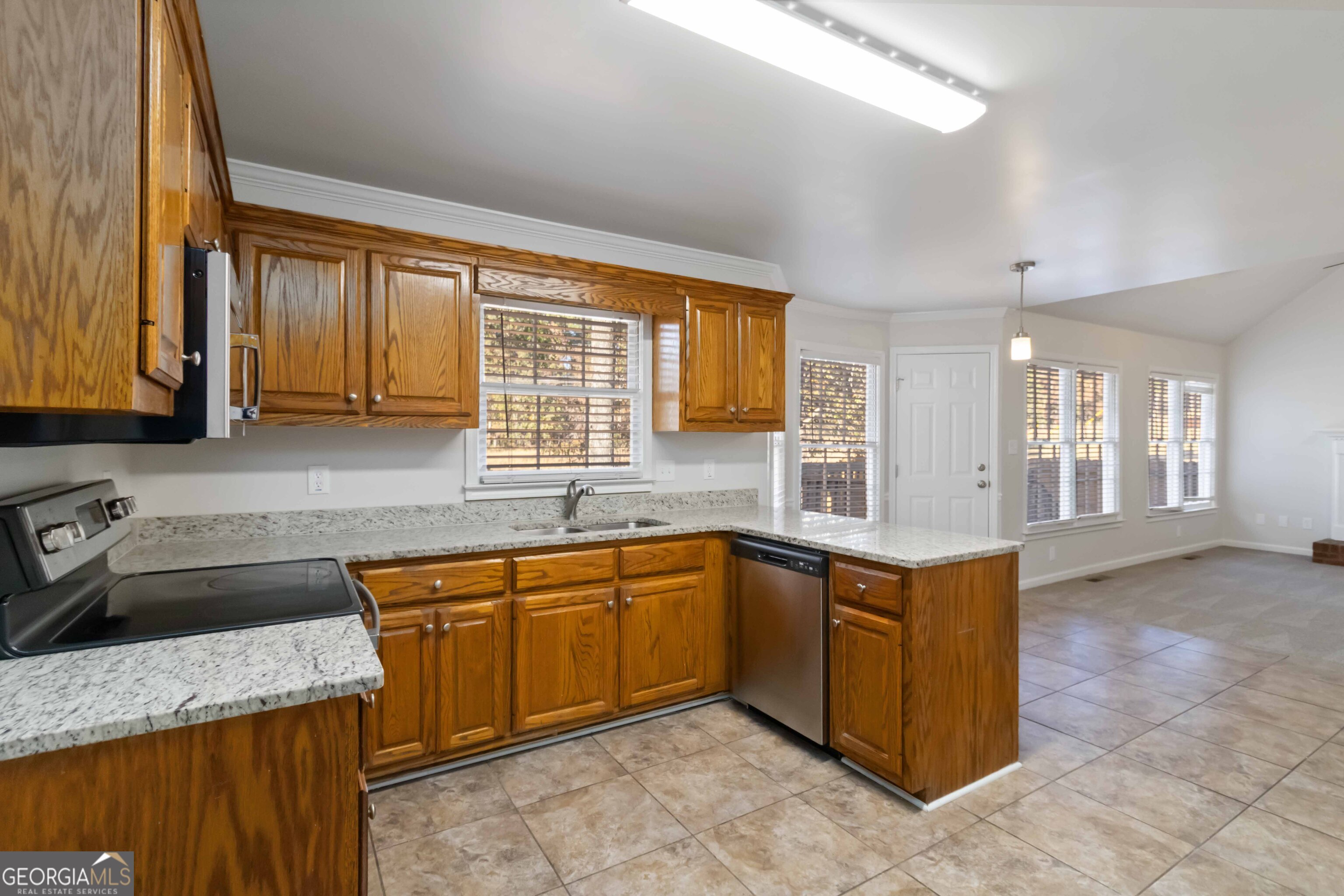 3477 Chinaberry Lane Snellville GA 30039