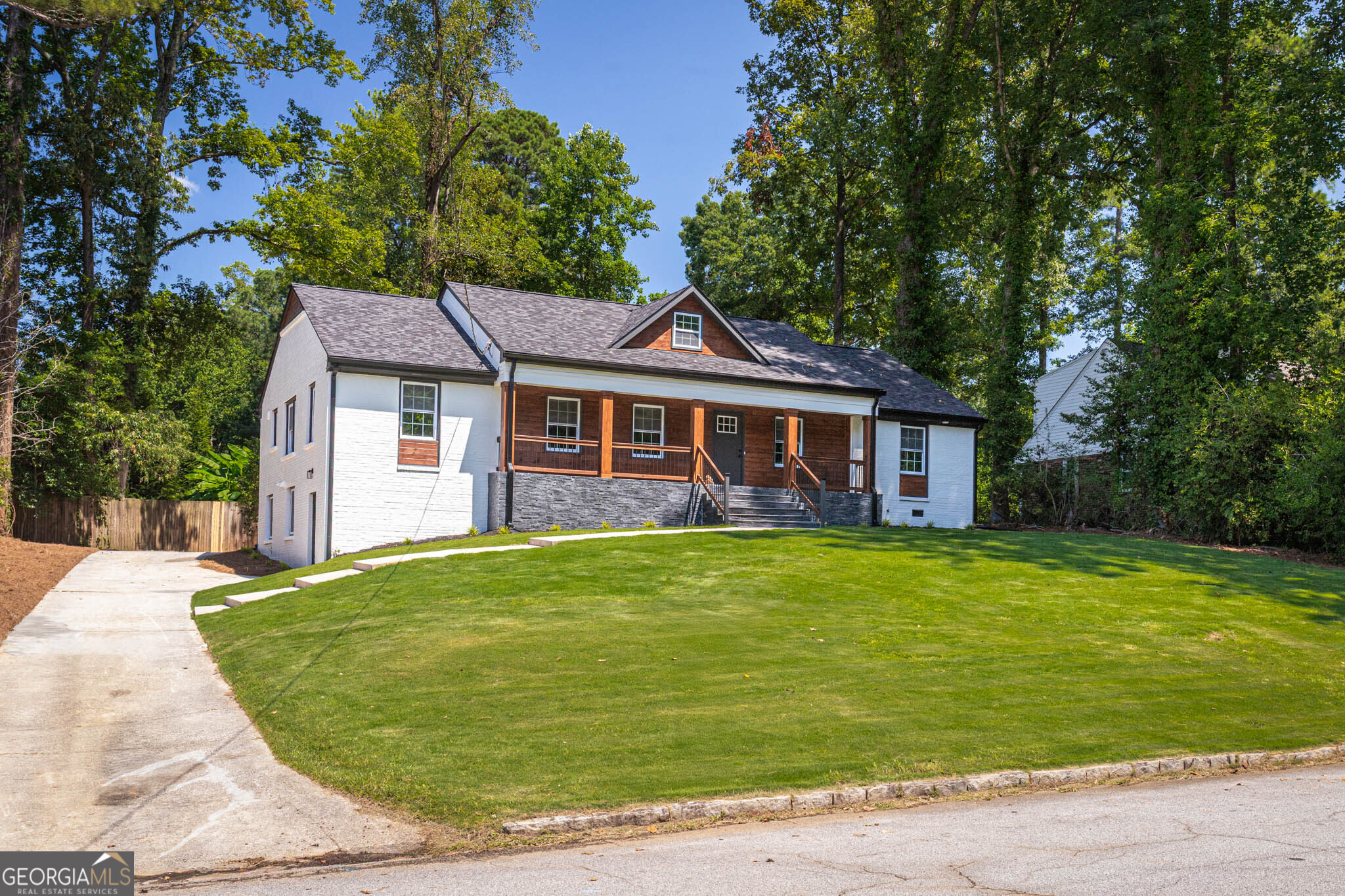 610 Glenforest Road Sandy Springs GA 30328