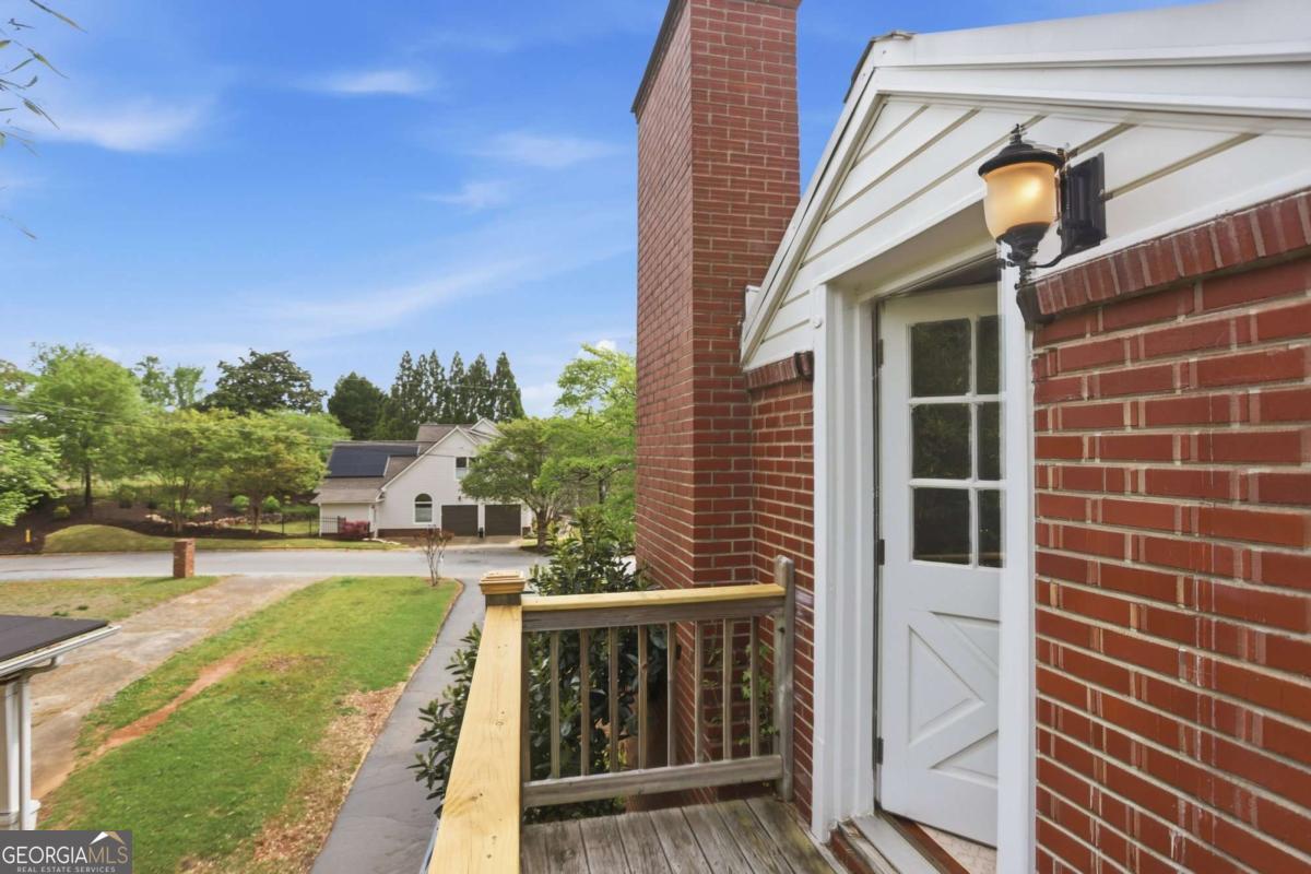 665 Iroquois Drive NE Marietta GA 30060