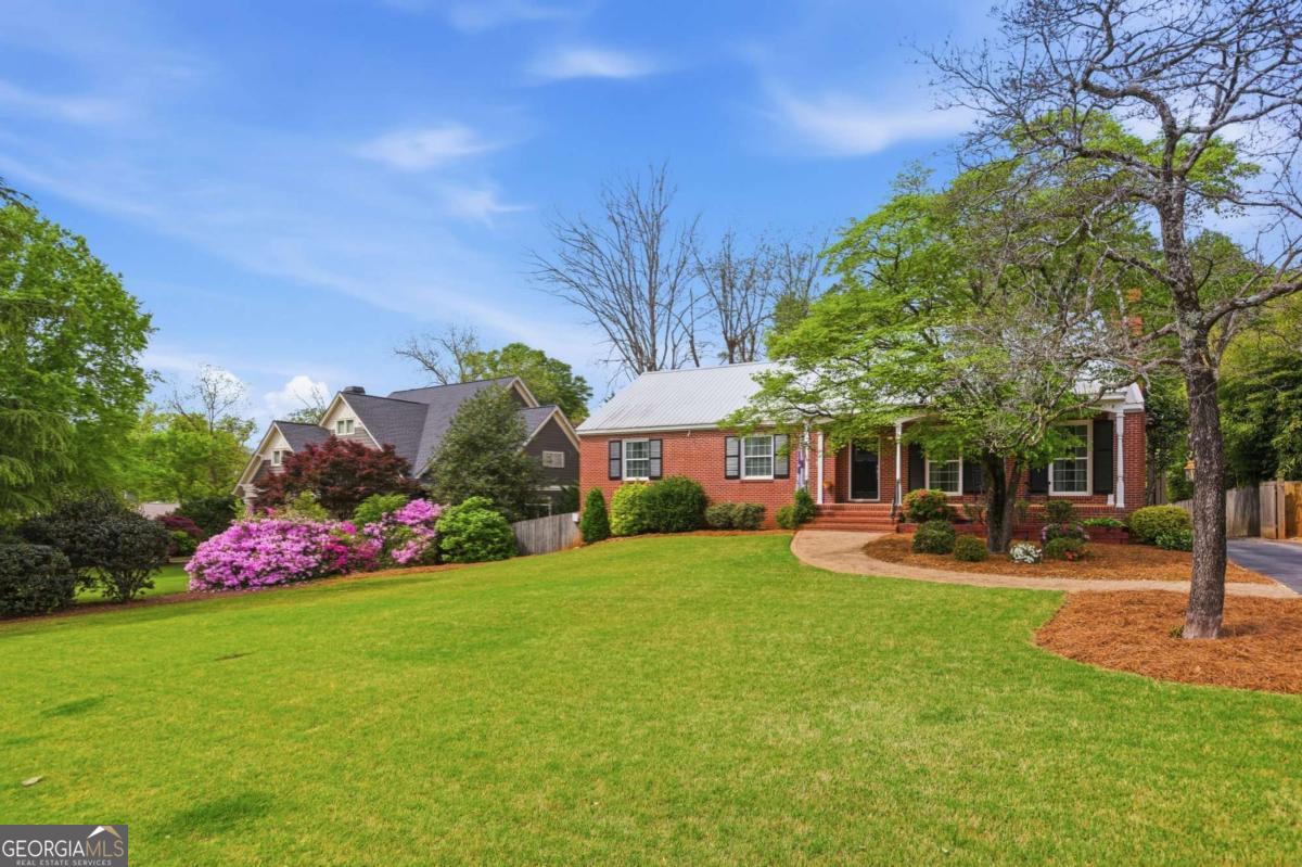 665 Iroquois Drive NE Marietta GA 30060