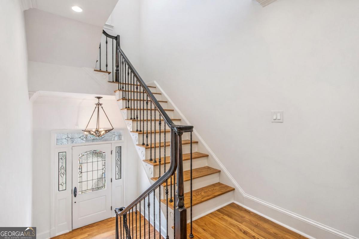 3685 Peachtree Road NE Atlanta GA 30319