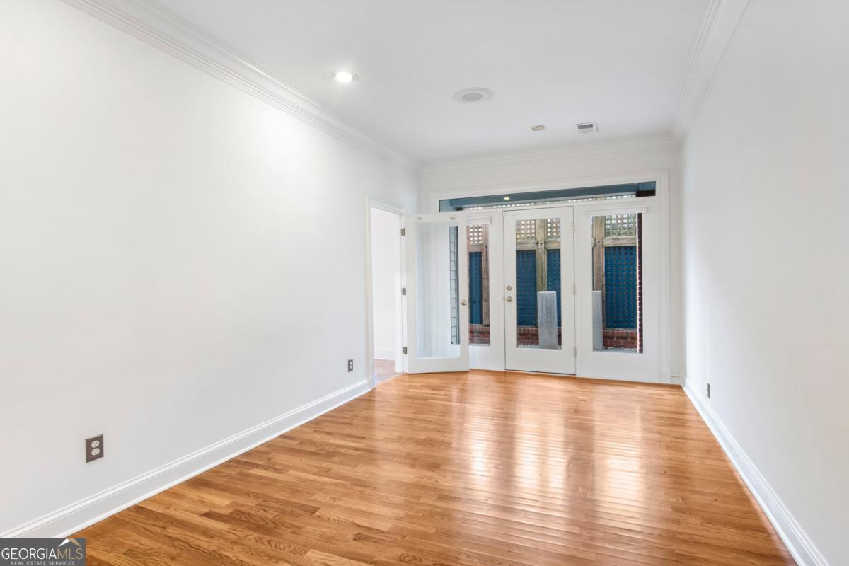 3685 Peachtree Road NE Atlanta GA 30319