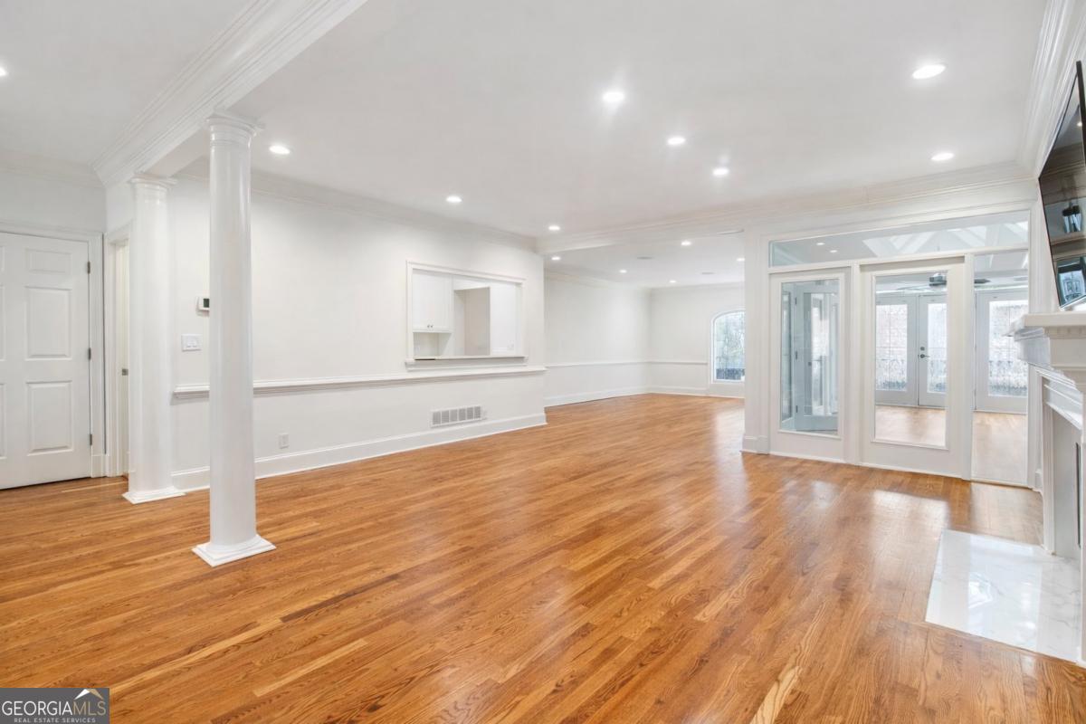 3685 Peachtree Road NE Atlanta GA 30319