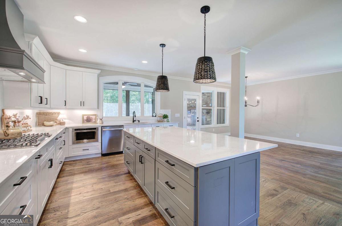 10 Dove Pointe Euharlee GA 30145