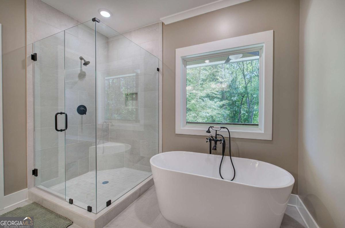 10 Dove Pointe Euharlee GA 30145