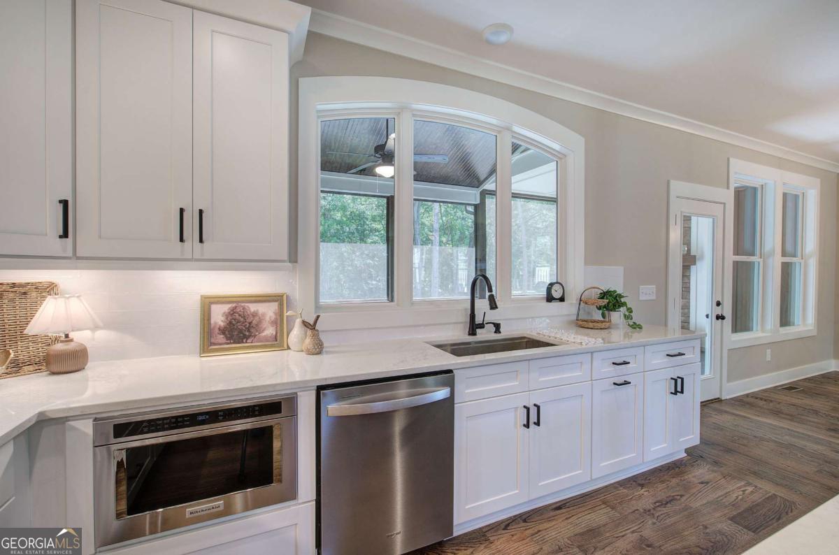 10 Dove Pointe Euharlee GA 30145