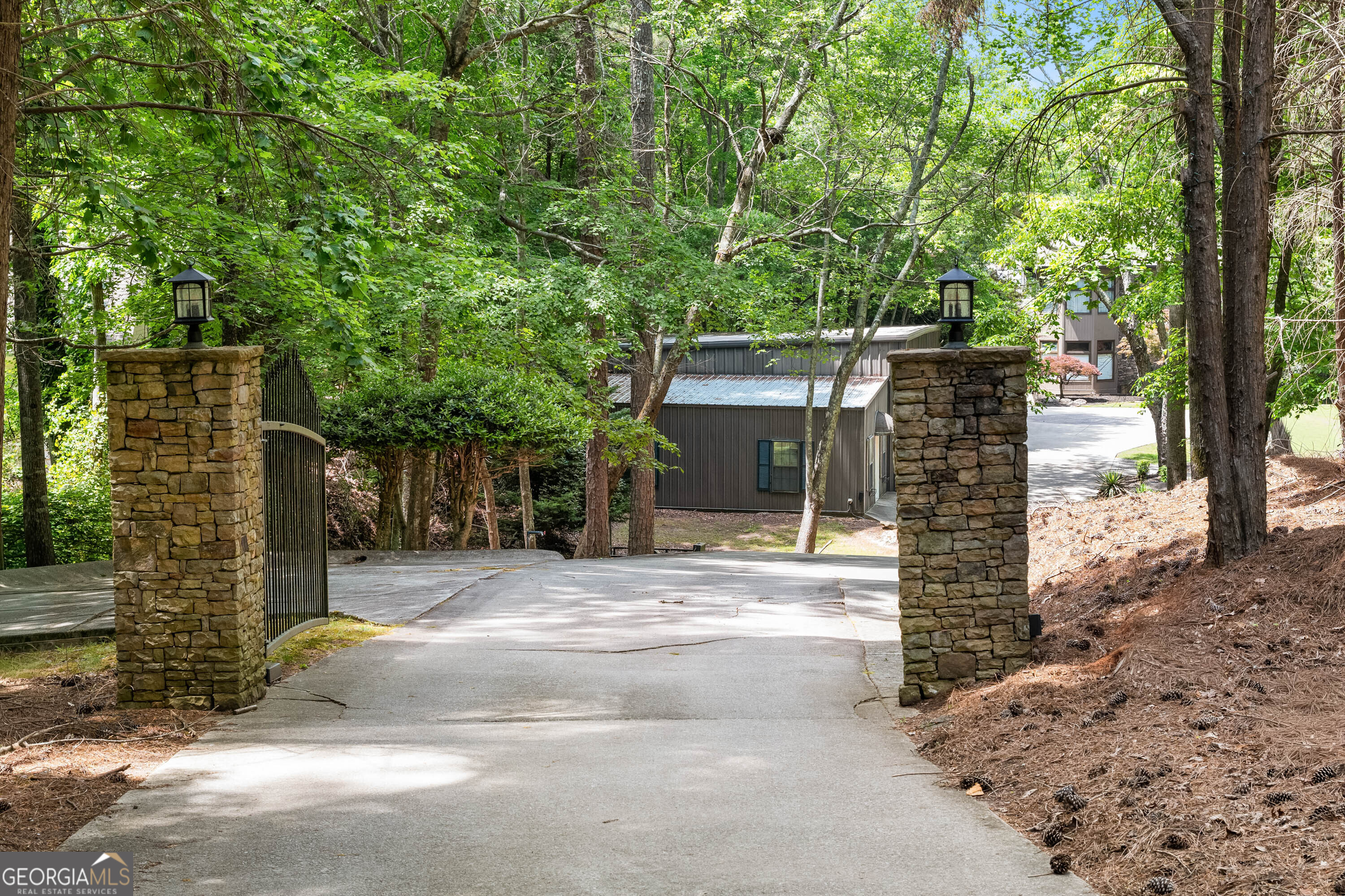 6525 Cox Drive Flowery Branch GA 30542