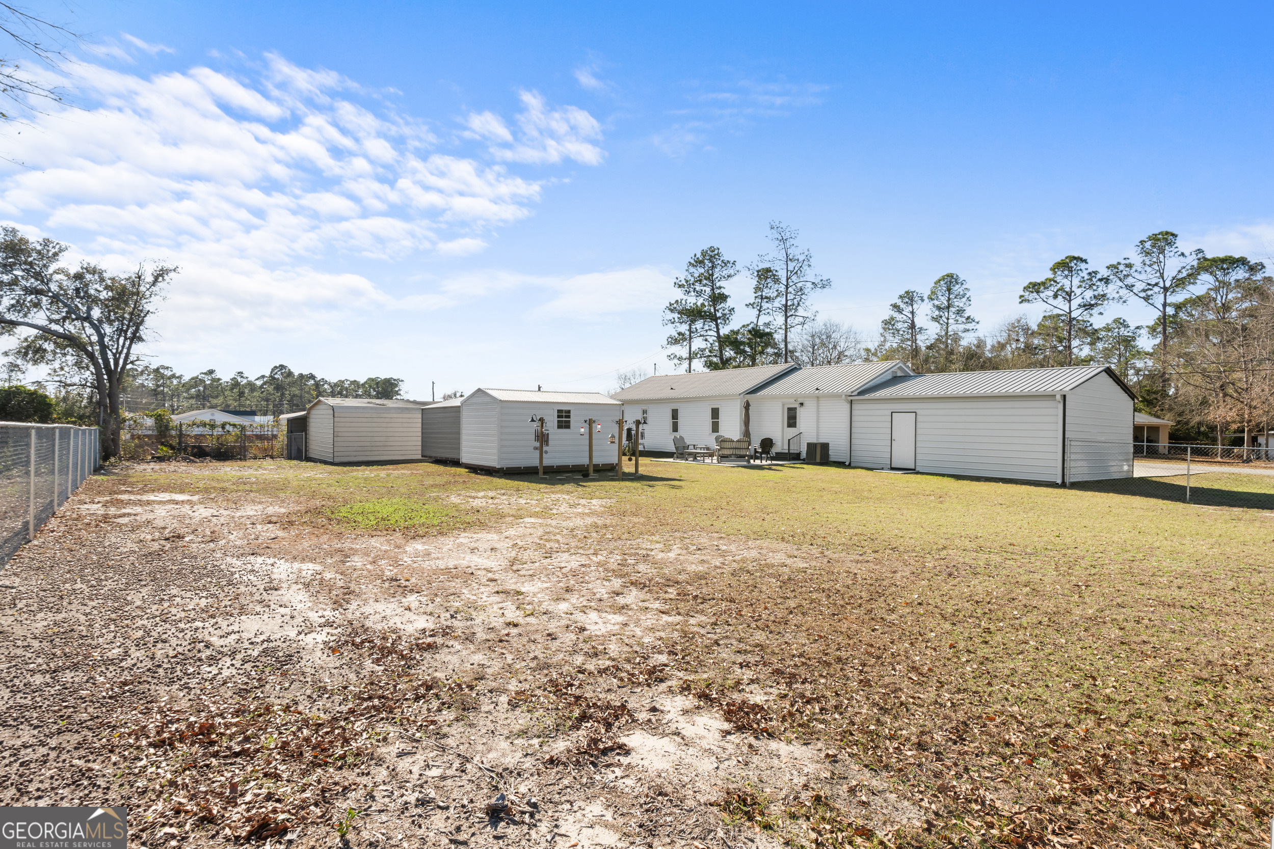 124 Pierce Avenue Swainsboro GA 30401