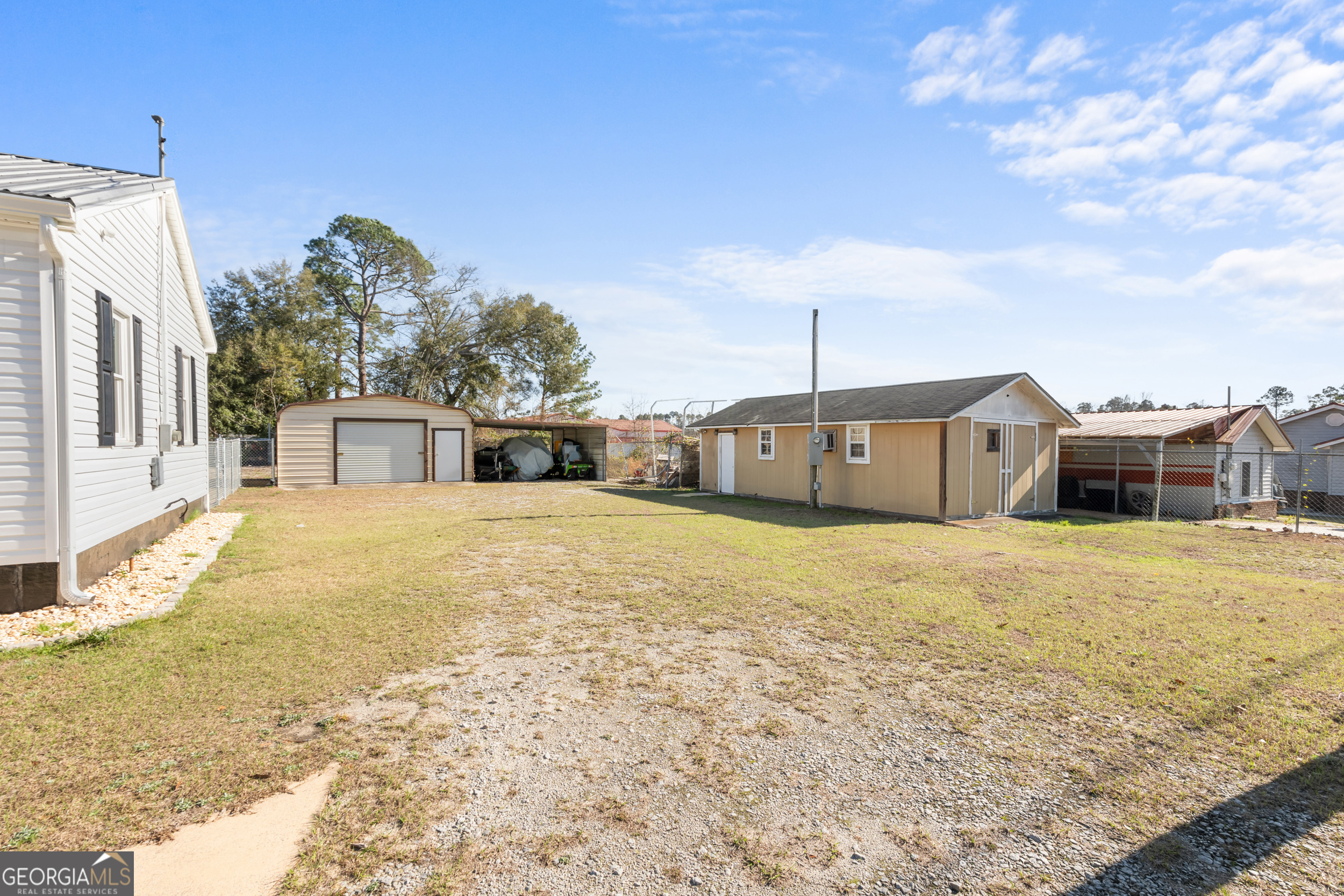 124 Pierce Avenue Swainsboro GA 30401