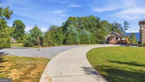 201 Lake Hills Place Trenton GA 30752