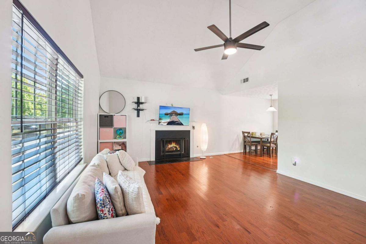 2009 Redwood Trace Ellenwood GA 30294